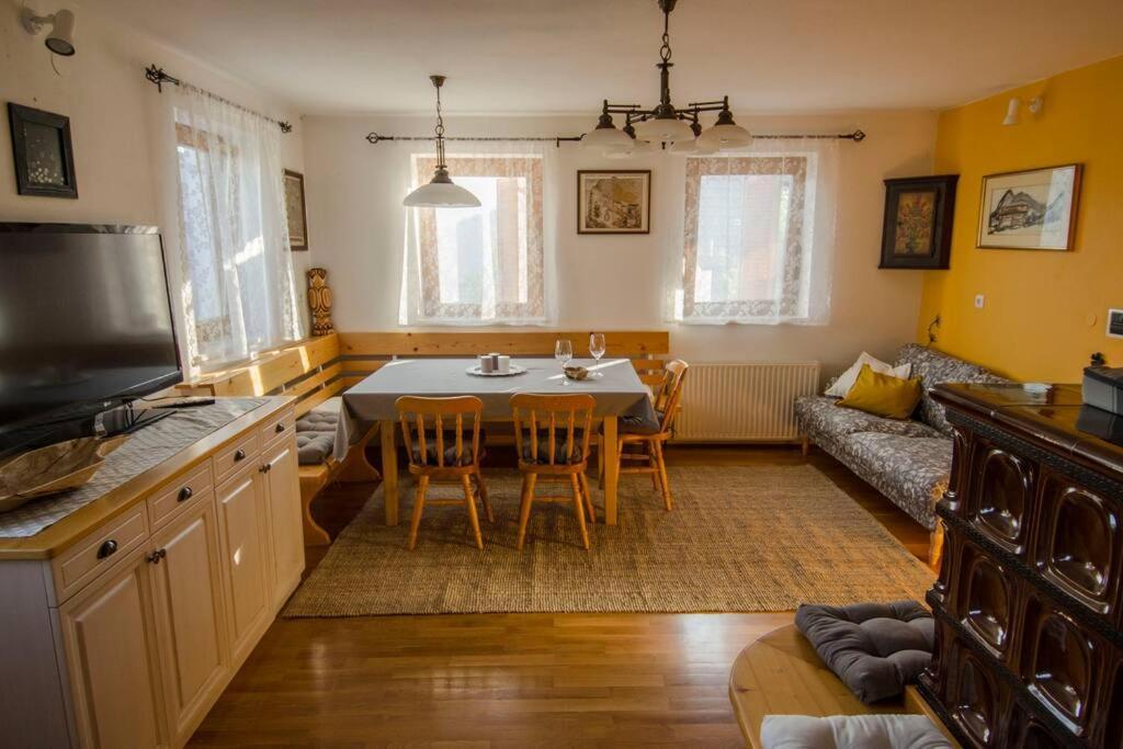 Вілла House Pucnk-Beautiful Countryside Железнікі Екстер'єр фото